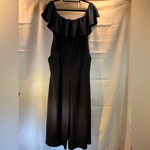 Banana Republic Jumpsuit Navy Cropped Off Shoulder Wide Legs size 14